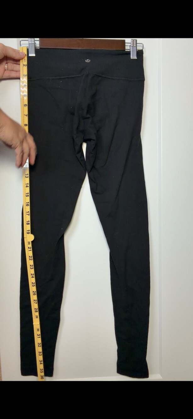 Lululemon Black Athletic Yoga Leggings_A100 - Picture 3 of 6